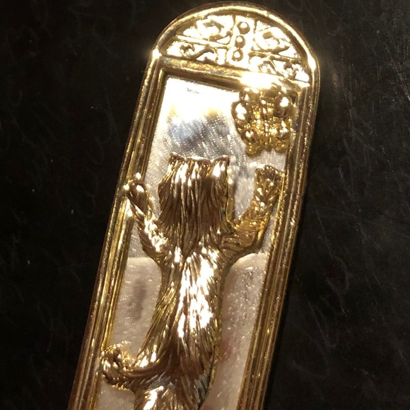 Vtge “AJC” Cat in the Mirror With Butterfly Brooch - Picture 2 of 6